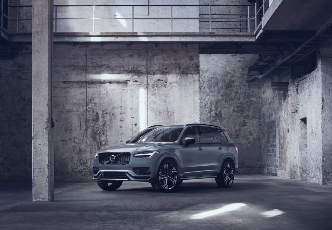 Volvo XC90s available in Long Island, NY at Volvo Cars of Huntington