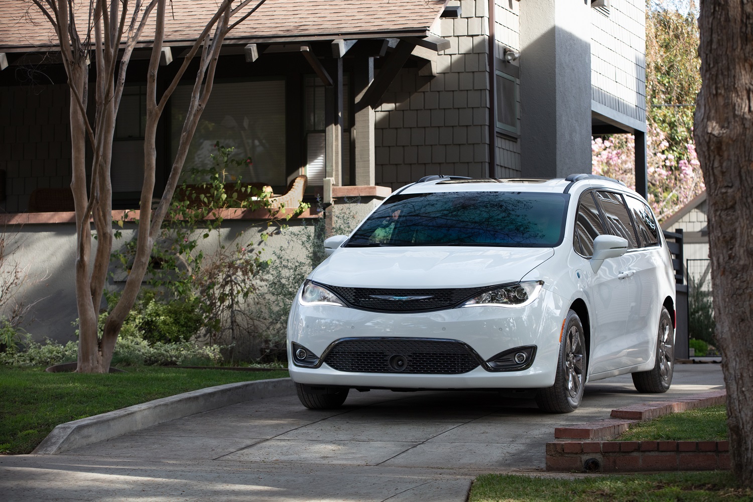 Lease a Chrysler Pacifica near San Francisco, CA
