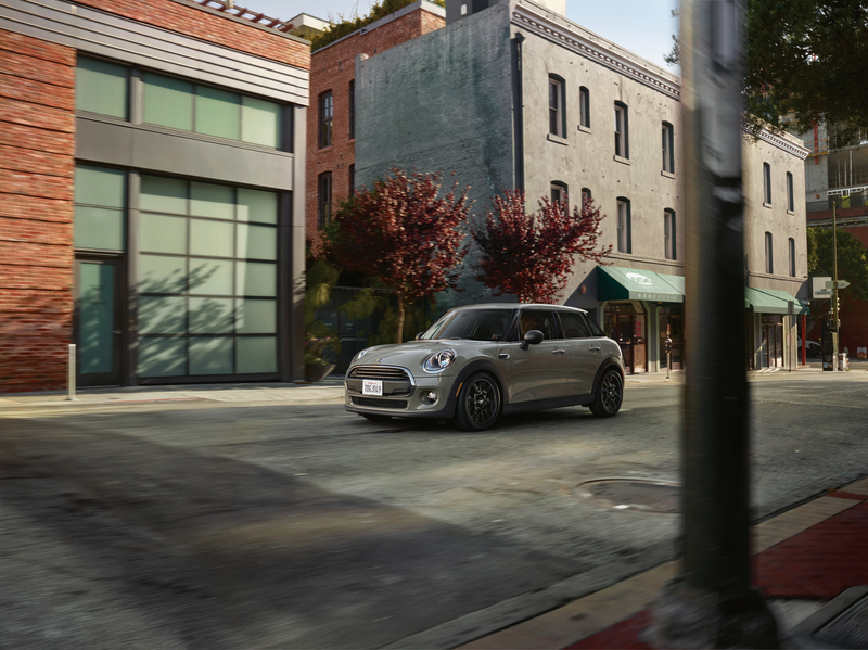 Lease a MINI in Sacramento, CA
