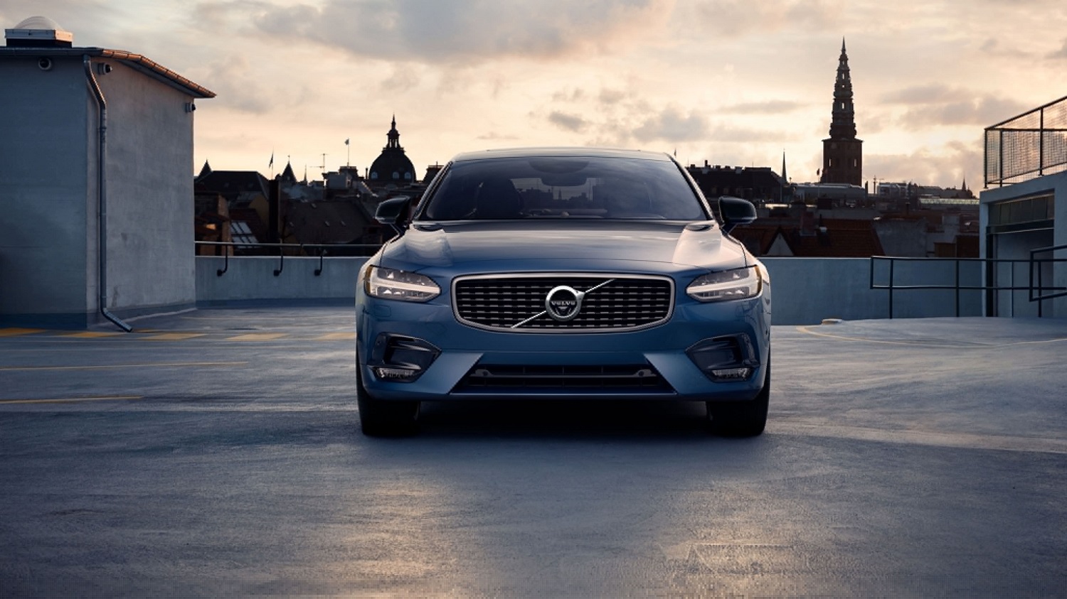 Volvo S90s available in Sacramento, CA at Niello Volvo Cars Sacramento