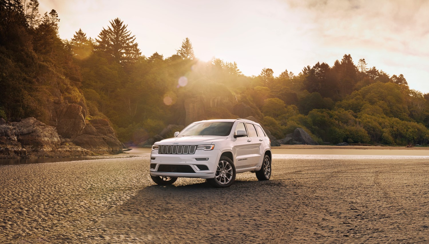 Jeep Grand Cherokees available in Corvallis, OR at Roberson Motors