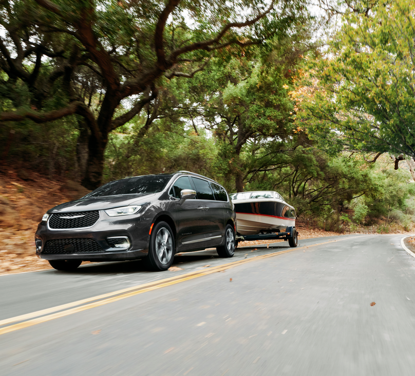 Chrysler Pacifica Vans for Sale in Slinger, WI Uptown CJDR