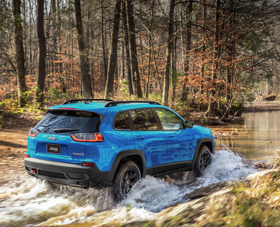 Jeep Cherokees available in Geneseo, NY at McClurg Chrysler Dodge Jeep
