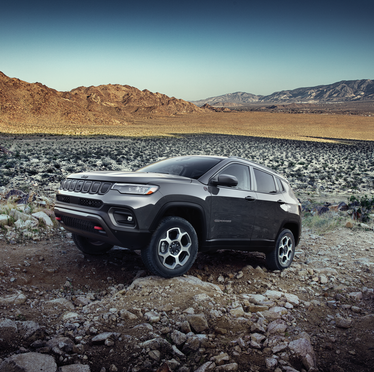 Jeep Compasss available in Alcoa, TN at Harper Jeep Ram Chrysler Dodge