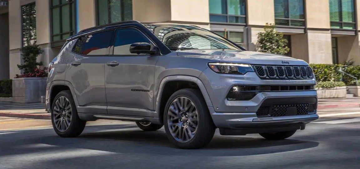 Jeep Compasss available in Pittsburgh, PA at South Hills Chrysler Dodge Jeep Ram FIAT