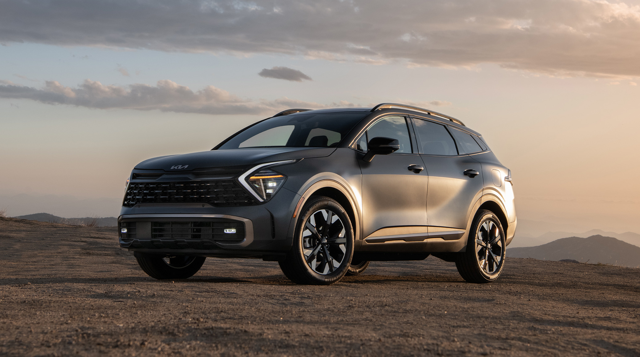 Kia Sportage Hybrids available in Redmond, WA at Lee Johnson Kia