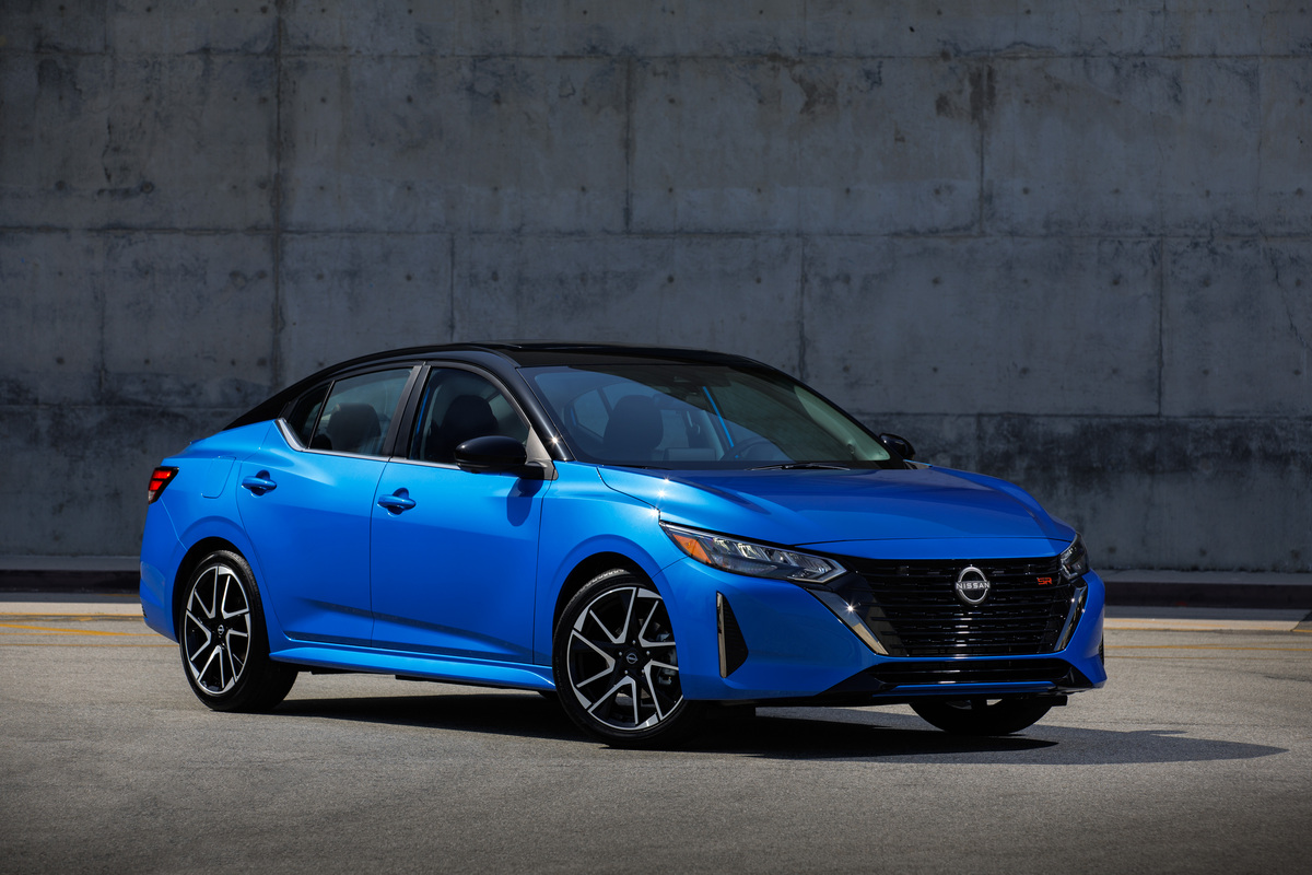 Nissan Sentras available in Thomasville, GA at Flowers Nissan