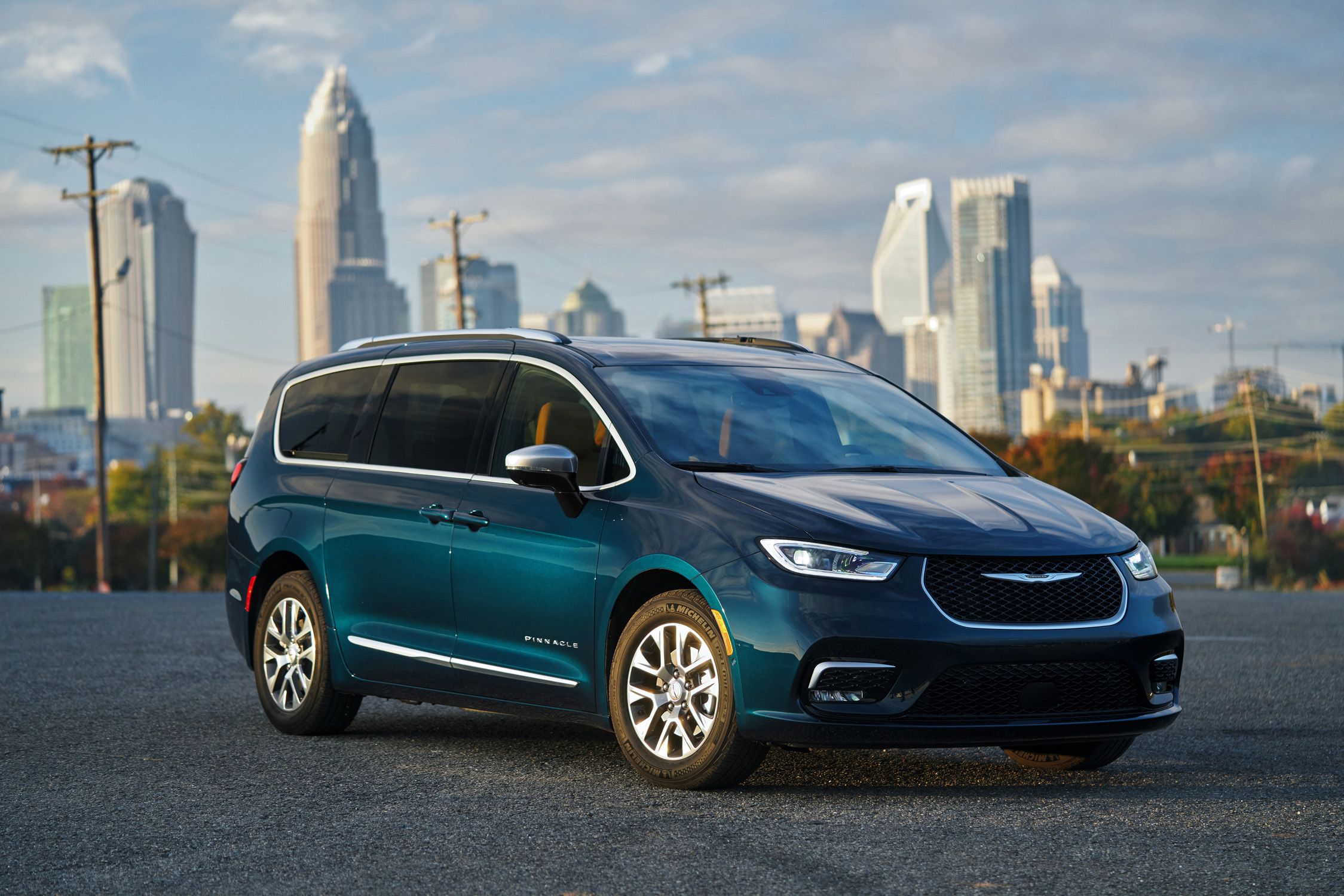 Chrysler Pacificas available in Santa Clarita, CA at Hunter Dodge Chrysler Jeep Ram