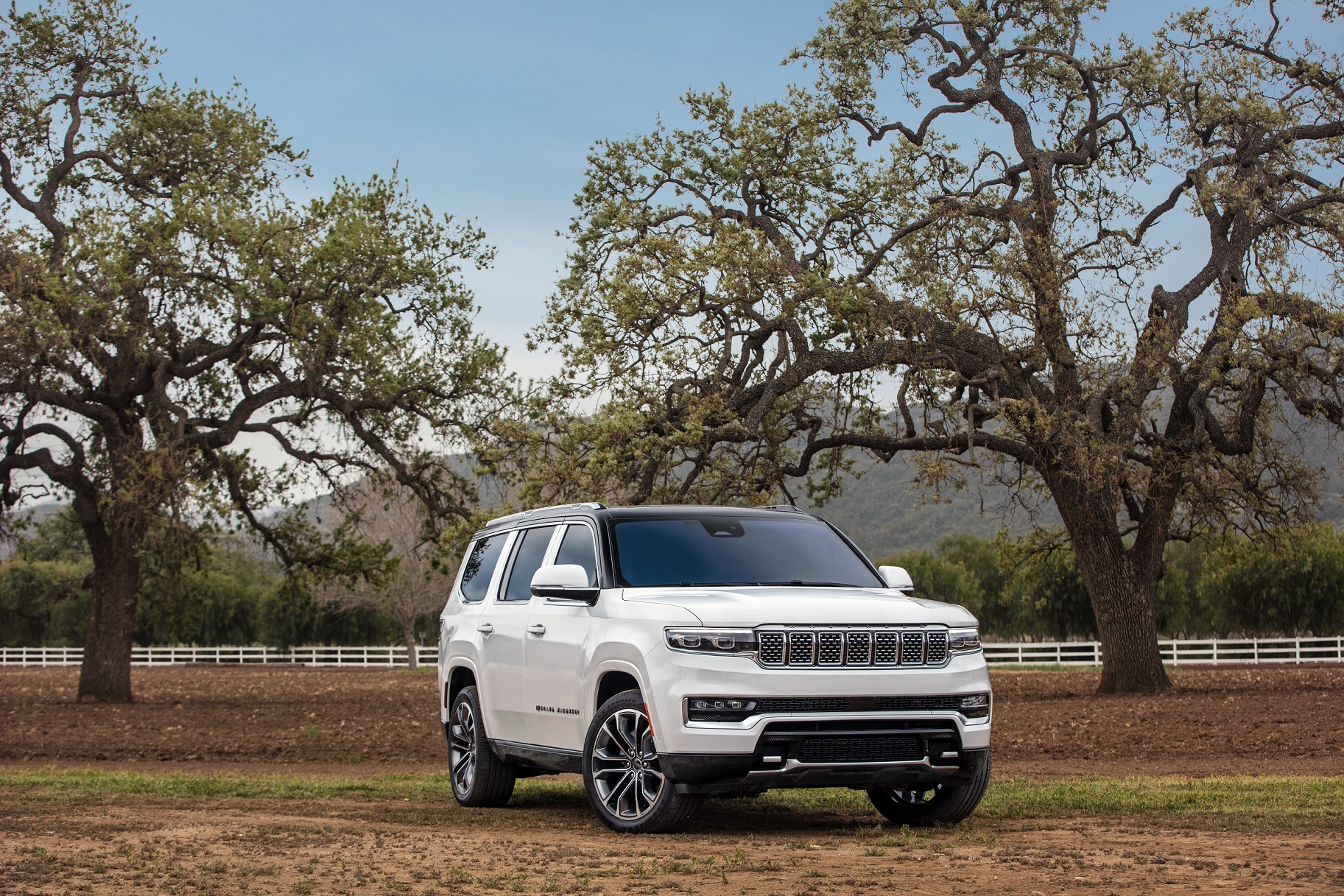 Jeep Tires near Cape Cod, MA Hiller CJDR