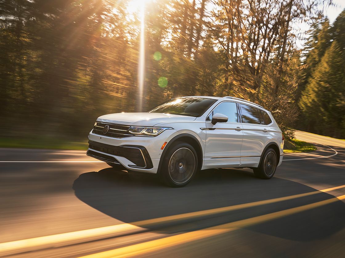 VW Tiguan SUV Lease Fox Valley VW St. Charles Chicago
