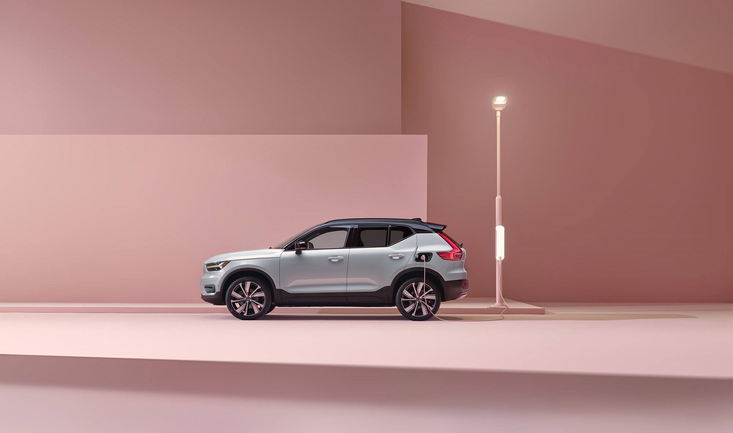 Lease a Volvo in Bellevue, WA