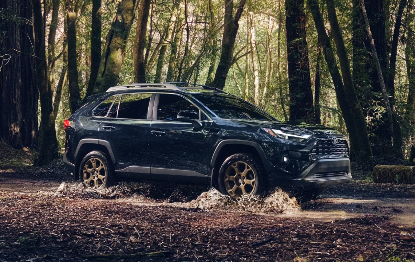 Lease a Toyota near Brookings, OR