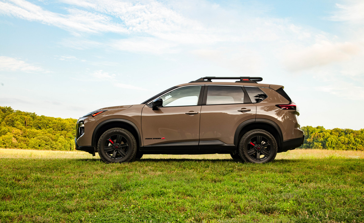  Lease a Nissan in Hasbrouck Heights, NJ 