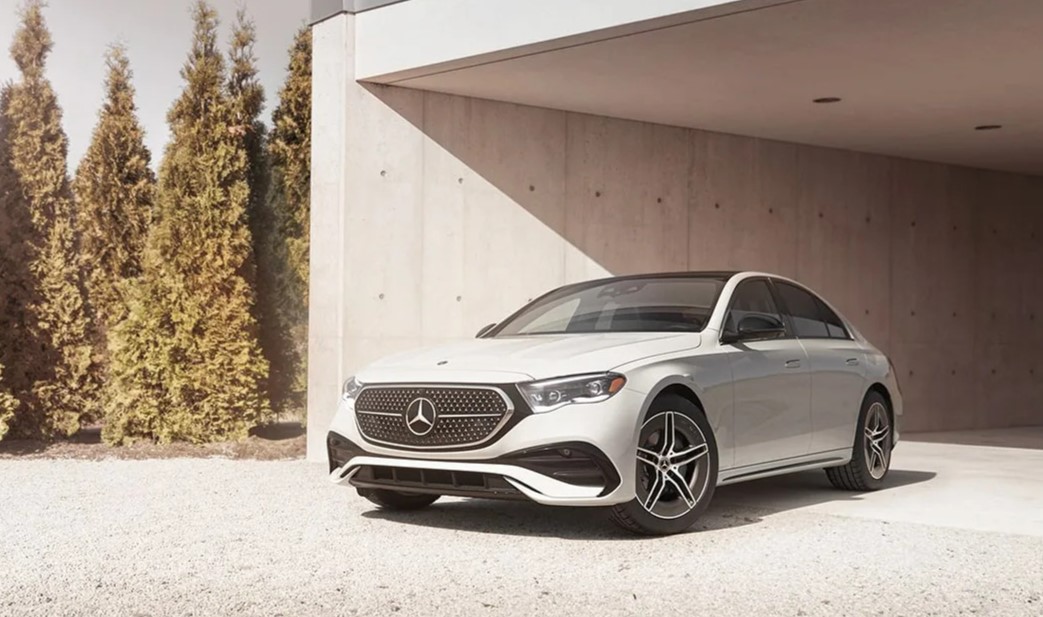 MercedesBenz EClass Perrysburg, OH Vin Devers Autohaus