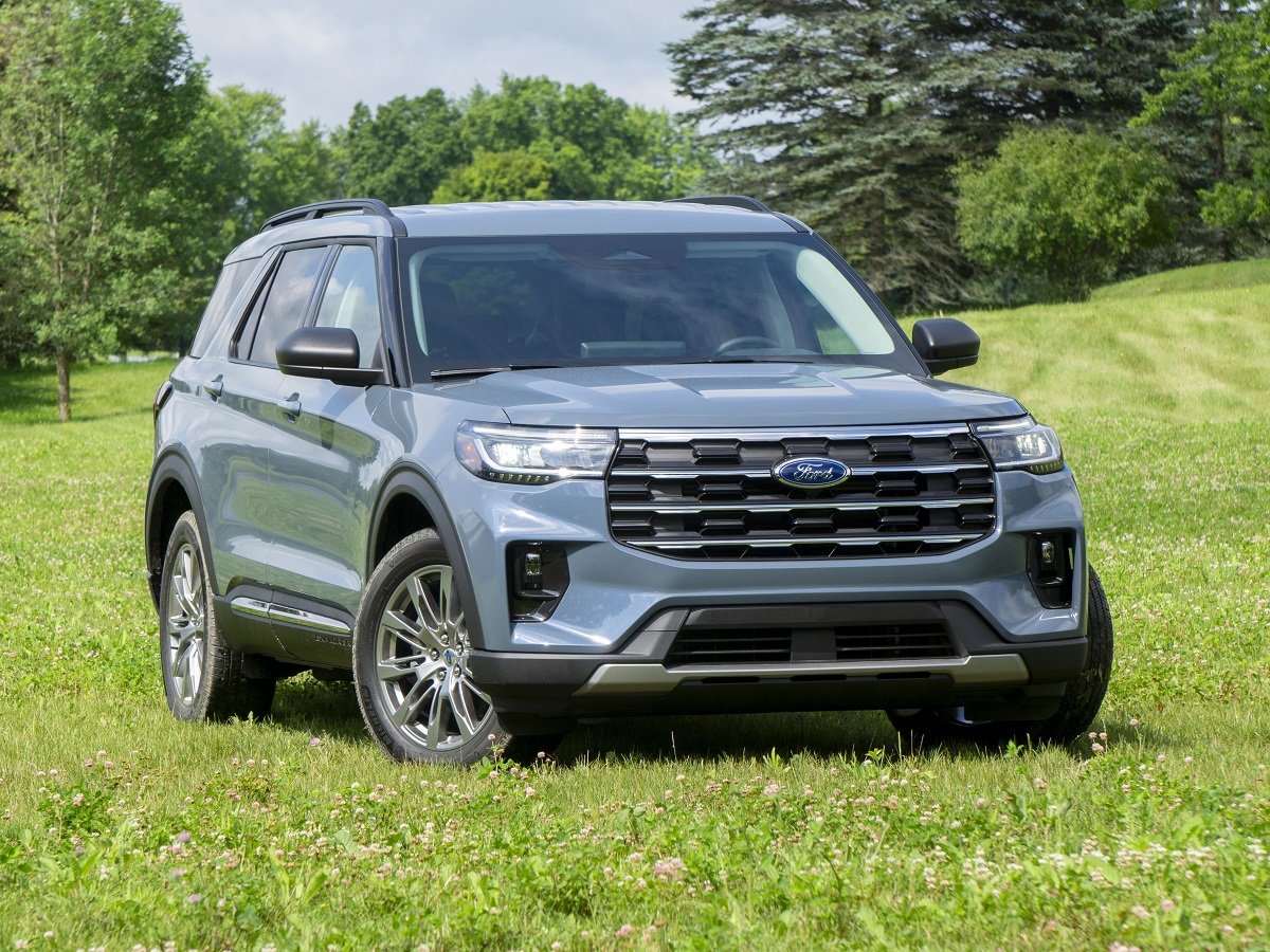 Ford Explorers available in Lebanon, TN at Bates Ford