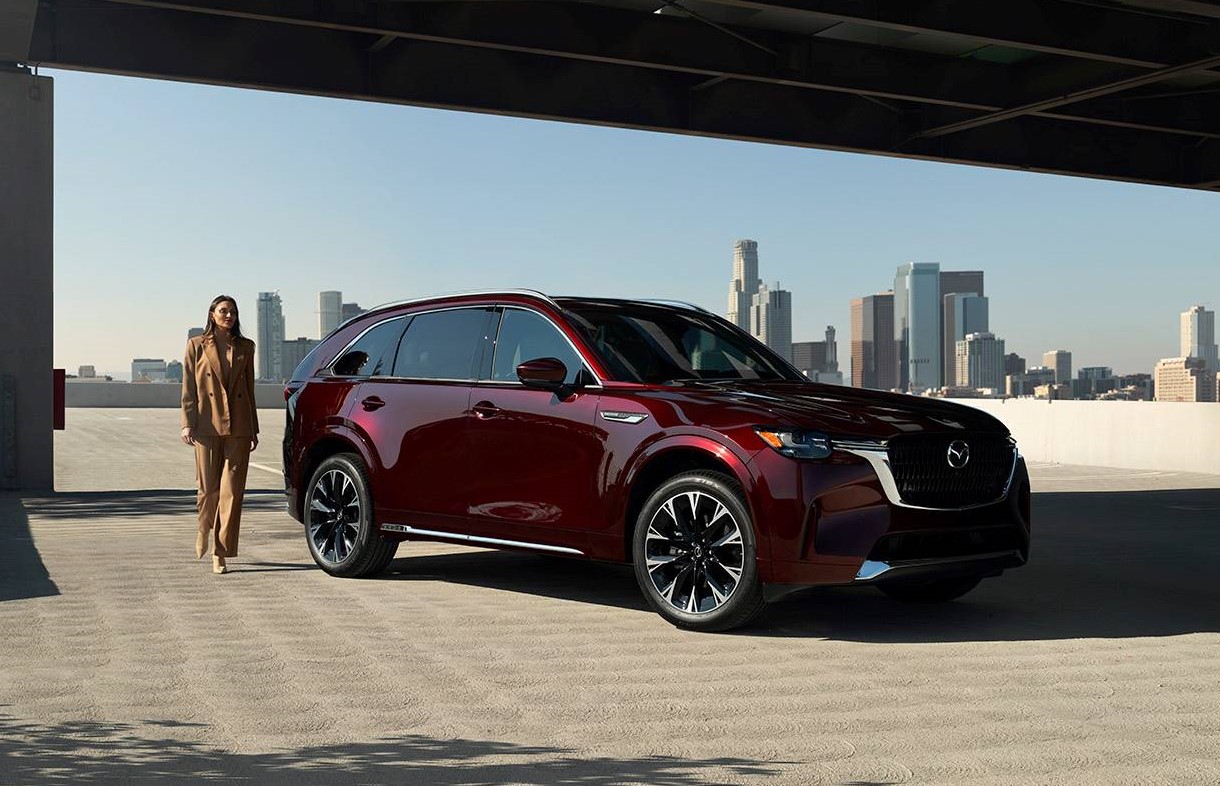 Mazda CX-90 available near Milwaukee, WI at Hall Mazda of Brookfield