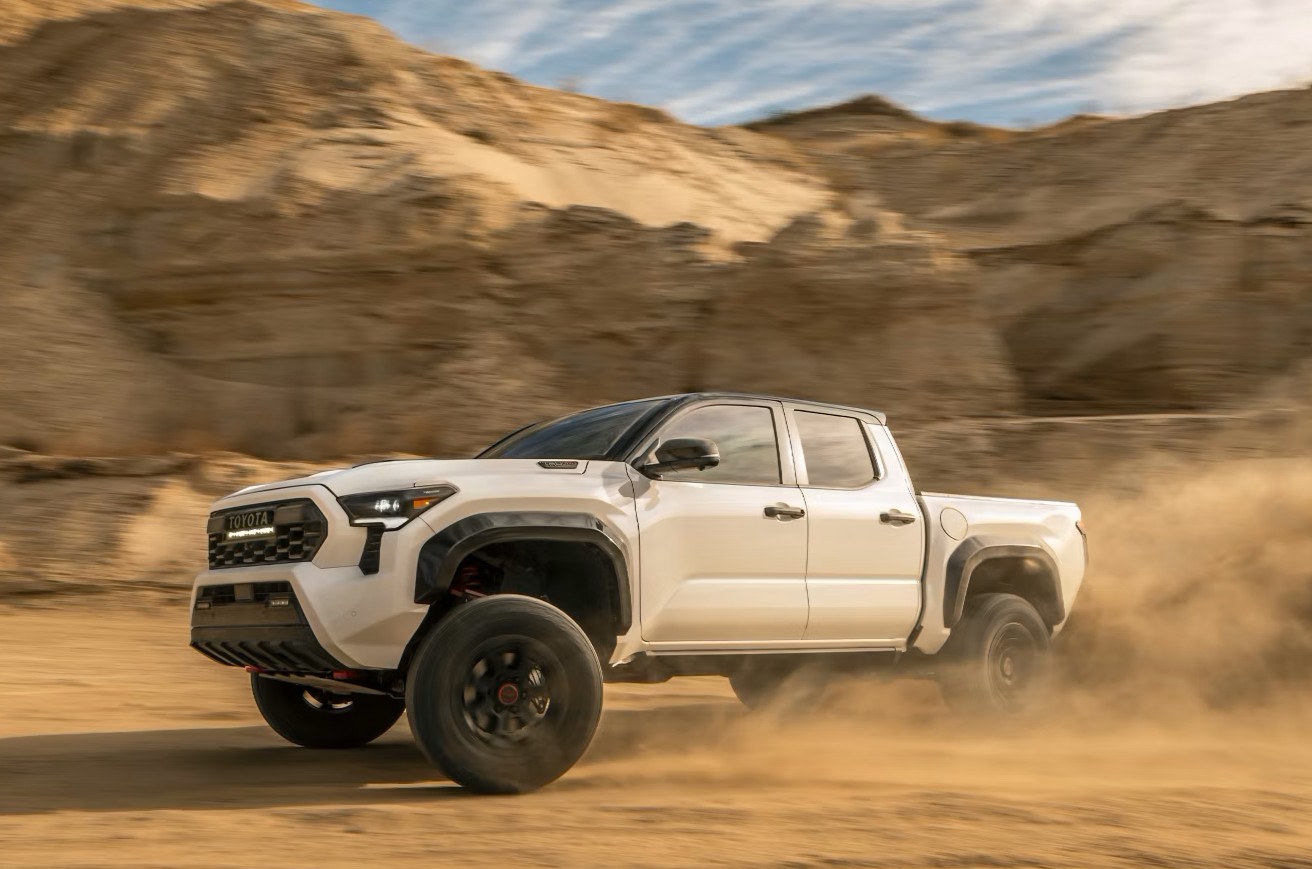 Toyota Tacomas available near Medford, OR at Grants Pass Toyota