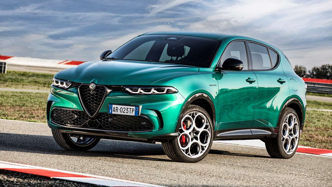 Alfa Romeo Giulias available in Manhattan, NY at Alfa Romeo of Westbury