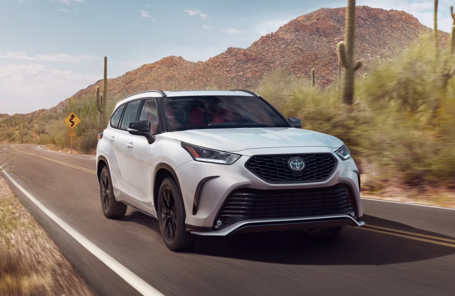 Toyota Highlanders available in Grants Pass, OR at Grants Pass Toyota